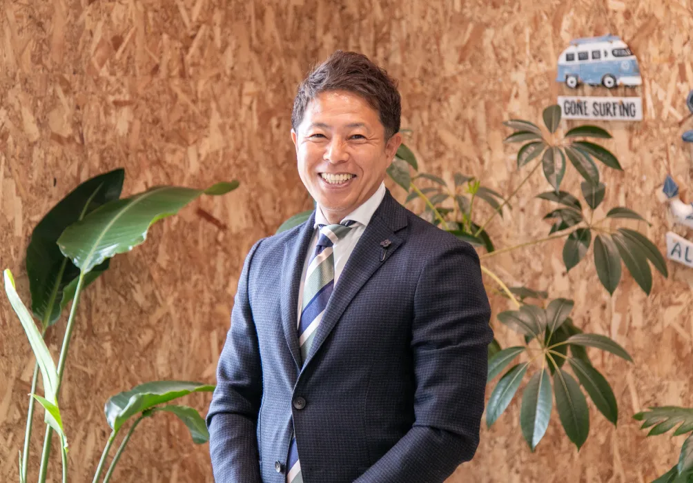代表取締役　市川　禎之